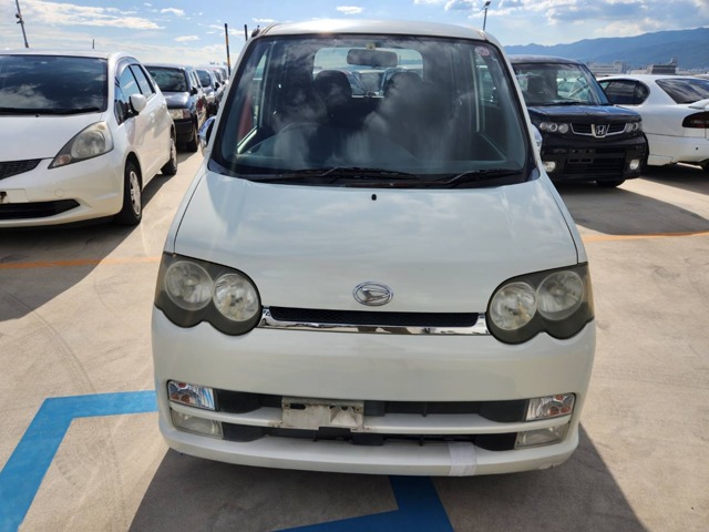 ダイハツ ムーヴ660 カスタム RS 4気筒ターボ （パール）