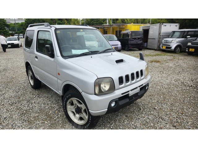 マツダ AZ-オフロード660 XC 4WD ATエアコンアルミ （シルバーシルバー）