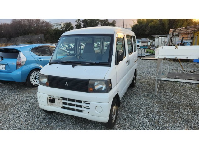三菱 ミニキャブバン660 CD （ホワイト）